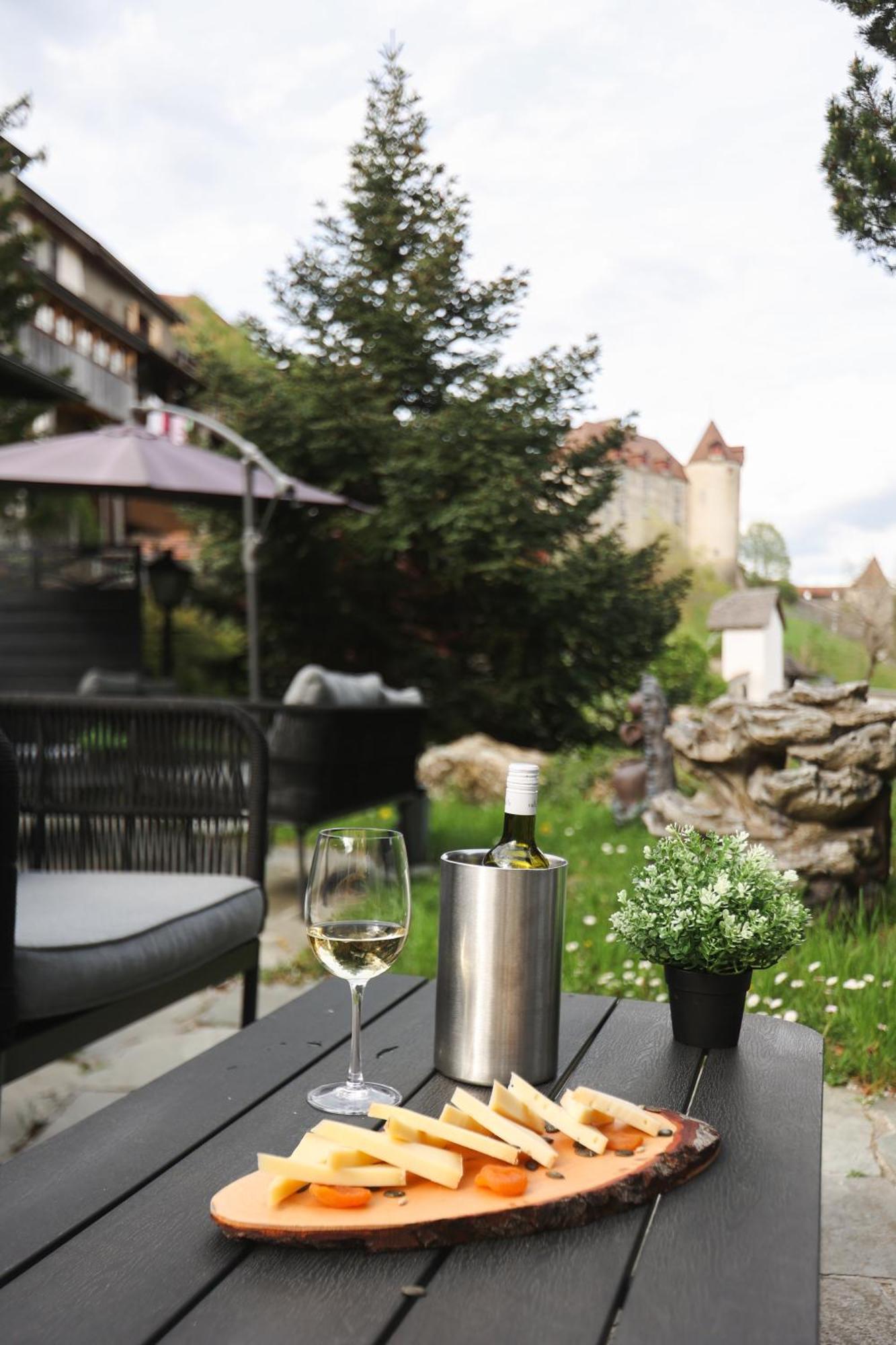 Le Saint Georges Hotel Gruyeres Luaran gambar