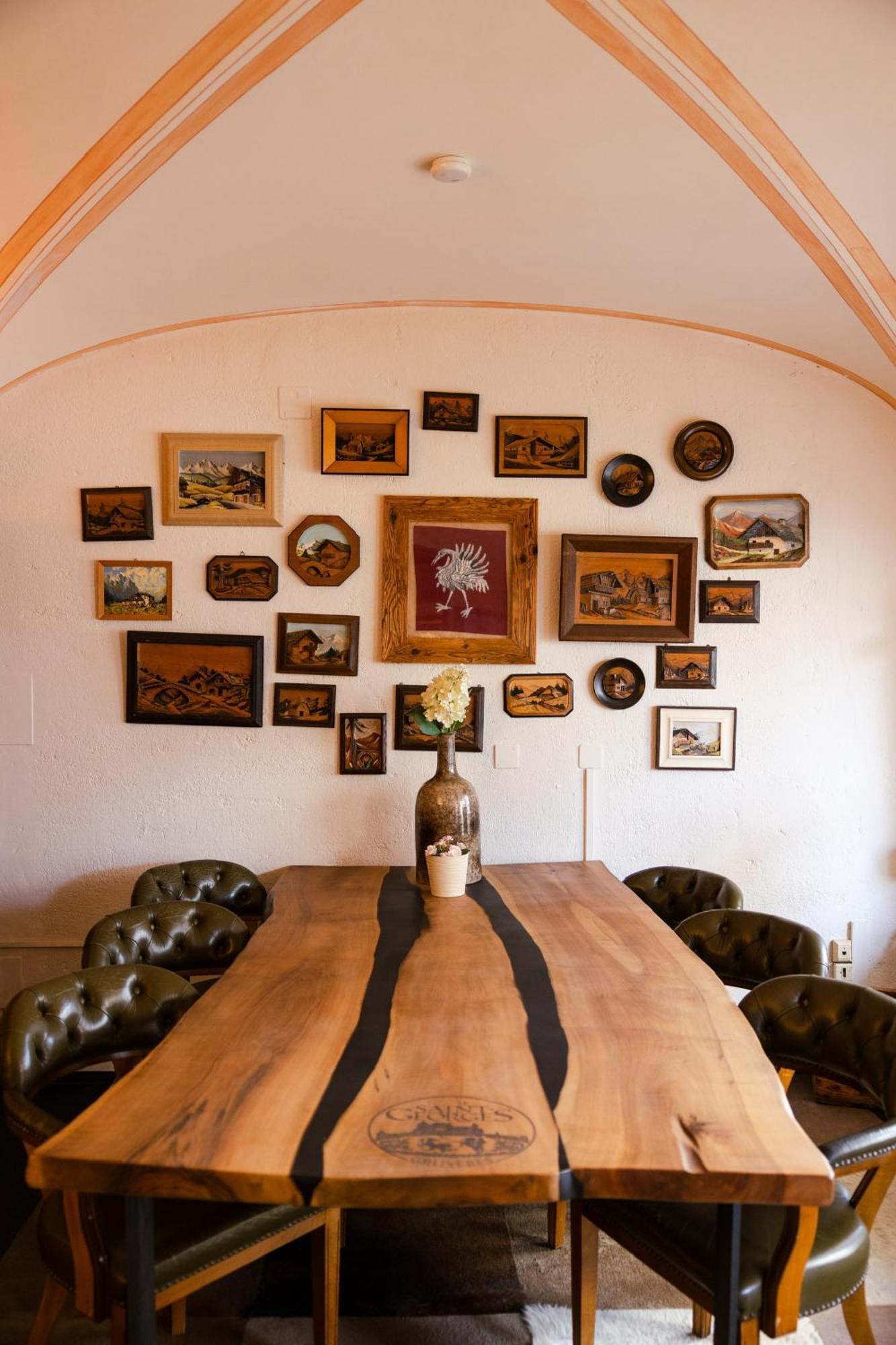 Le Saint Georges Hotel Gruyeres Luaran gambar